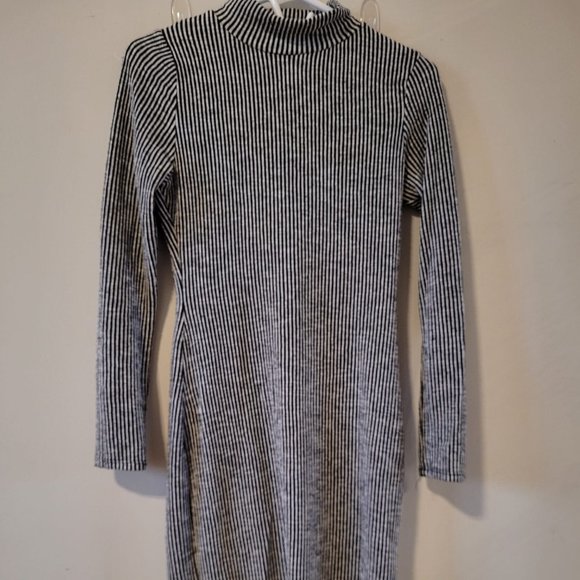 Body Con Stripe Dress - Picture 1 of 3